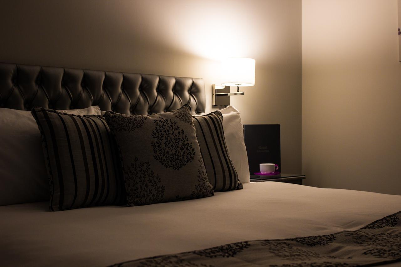 The Maple Manor Hotel كرولي المظهر الخارجي الصورة